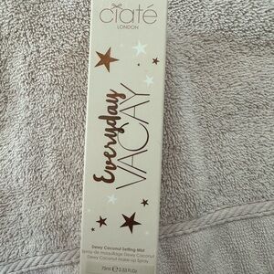 Ciate Everyday Vacay Dewy Coconut Setting Mist